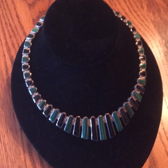 Jewelry - Sterling Malachite/ Onyx necklace